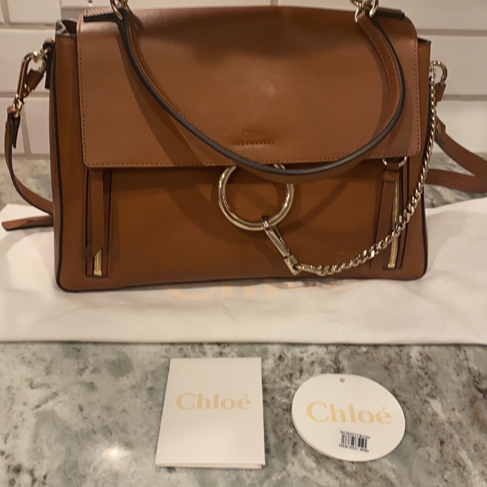 Chloe Faye Day Medium Bag - Picture 9 of 9